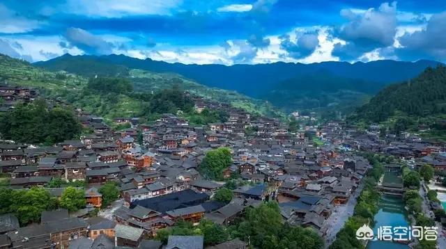 在貴州分布著哪些少數(shù)民族，他們有著什么樣的傳統(tǒng)服飾？